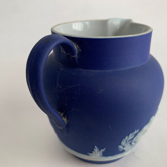 Wedgewood Jasperware Cobalt Creamer Pitcher *HAS REPAIRS* - Picture 5 of 7